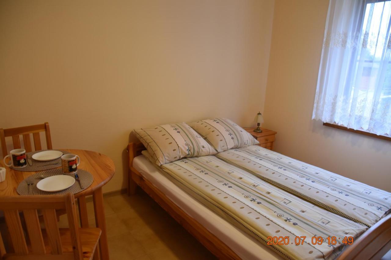 Apartamenty Przy Basenie Blisko Morza Brown Puck Exterior photo