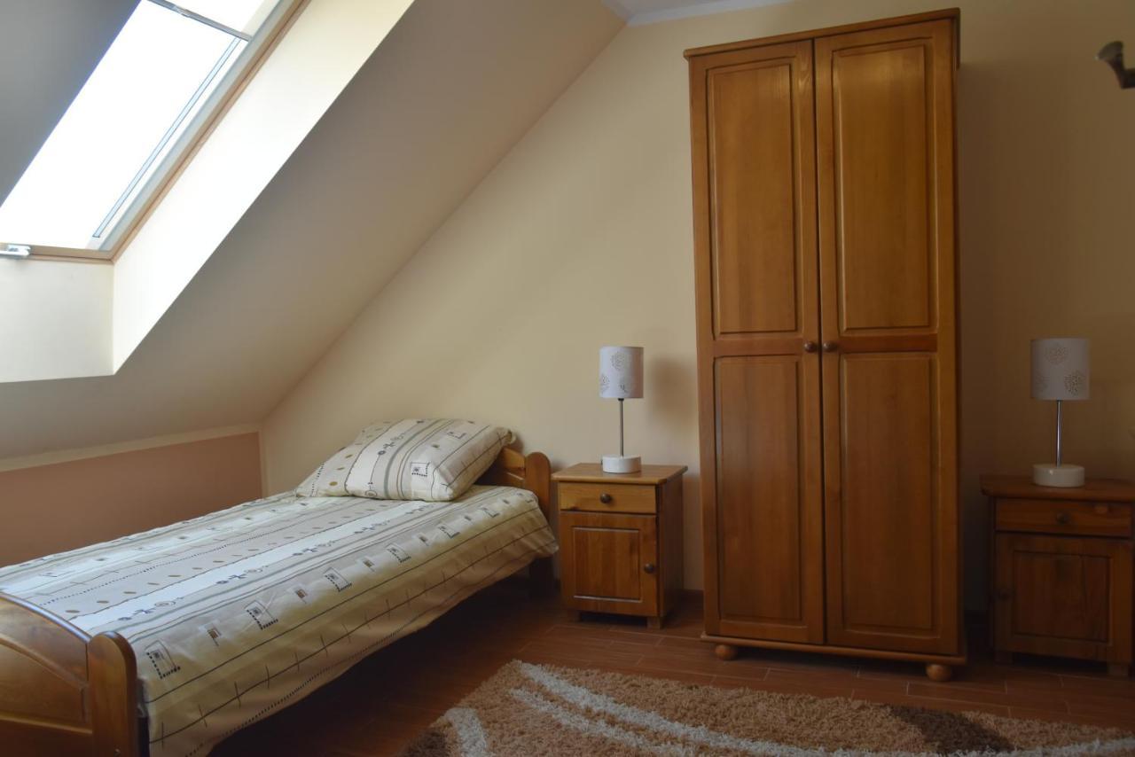 Apartamenty Przy Basenie Blisko Morza Brown Puck Exterior photo