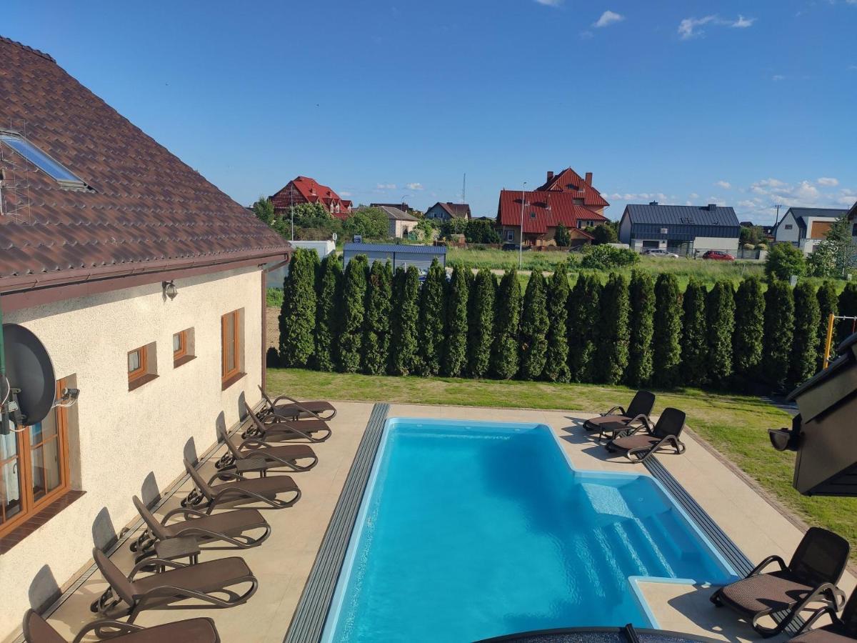 Apartamenty Przy Basenie Blisko Morza Brown Puck Exterior photo