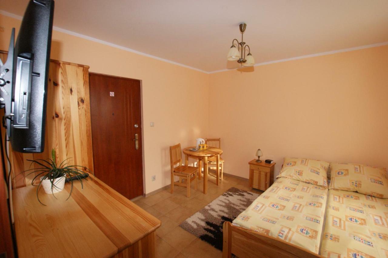 Apartamenty Przy Basenie Blisko Morza Brown Puck Exterior photo